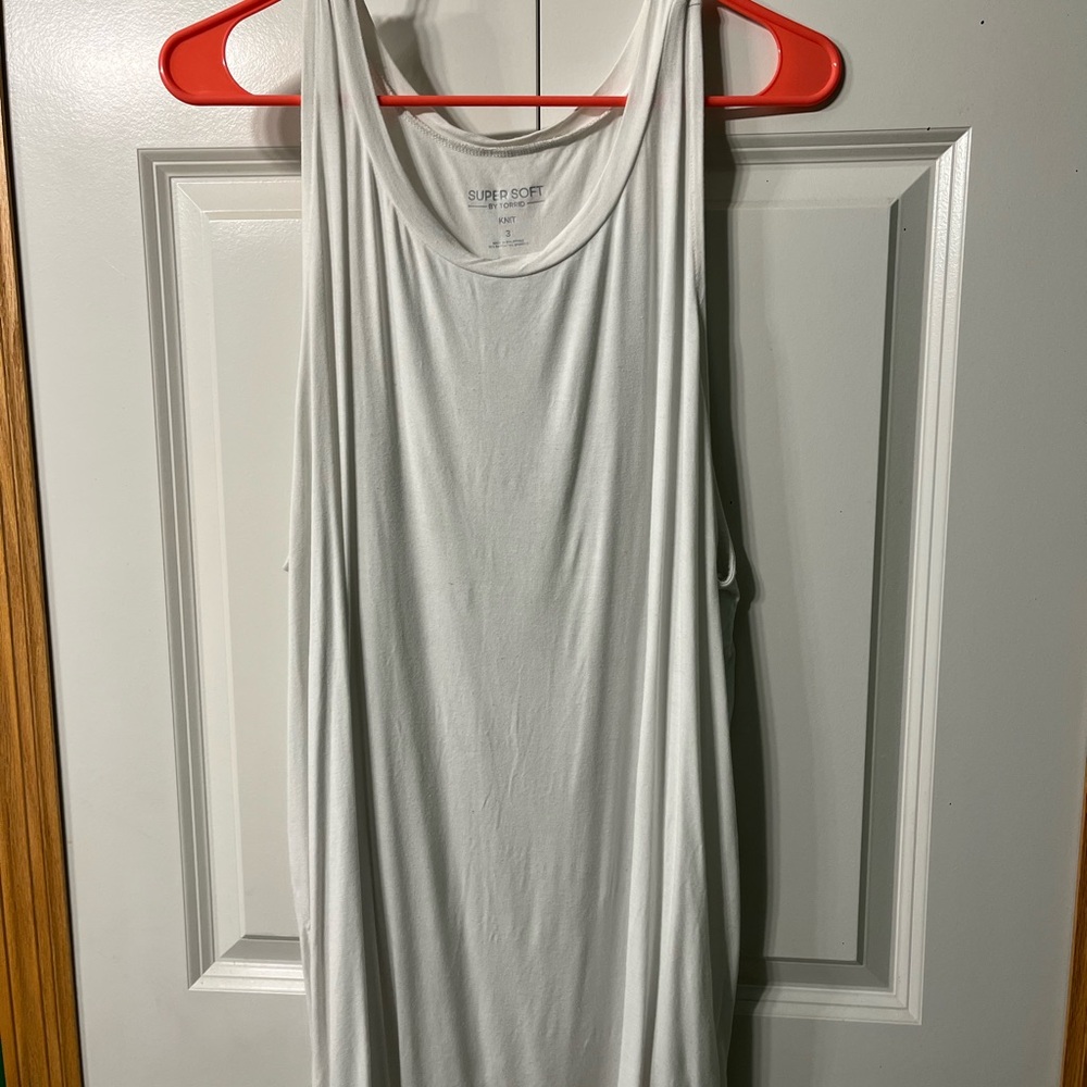 Torrid Super Soft Knit Tank Top in White size 3x